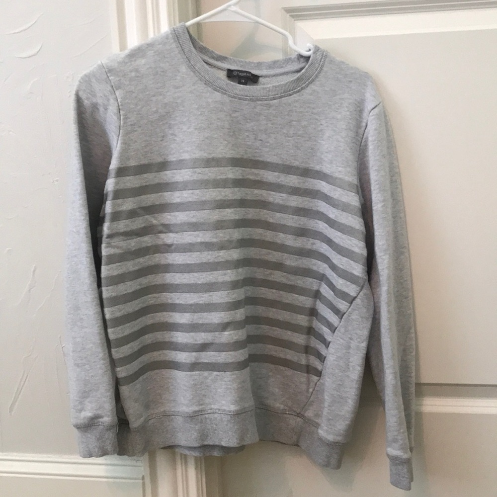 GREY HOODIE